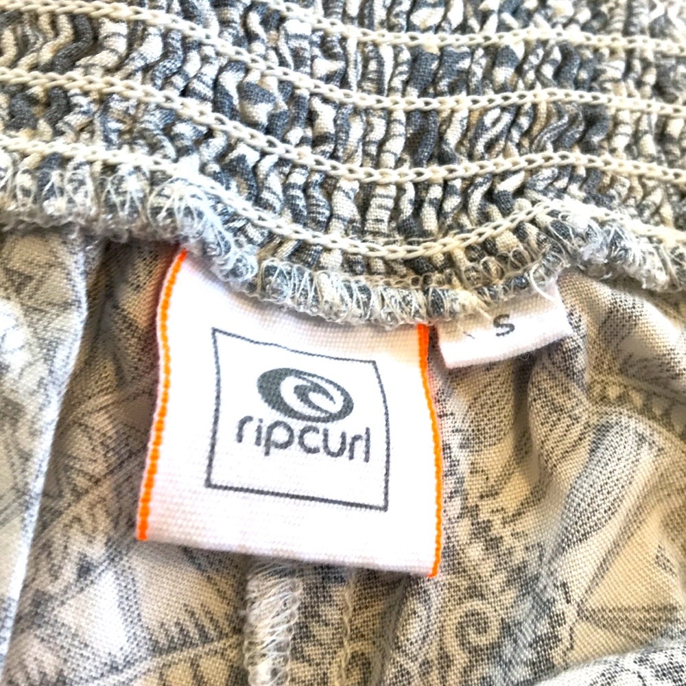 RIPCURL Embroidered Waistband Ruffle Shorts - Picture 13 of 13